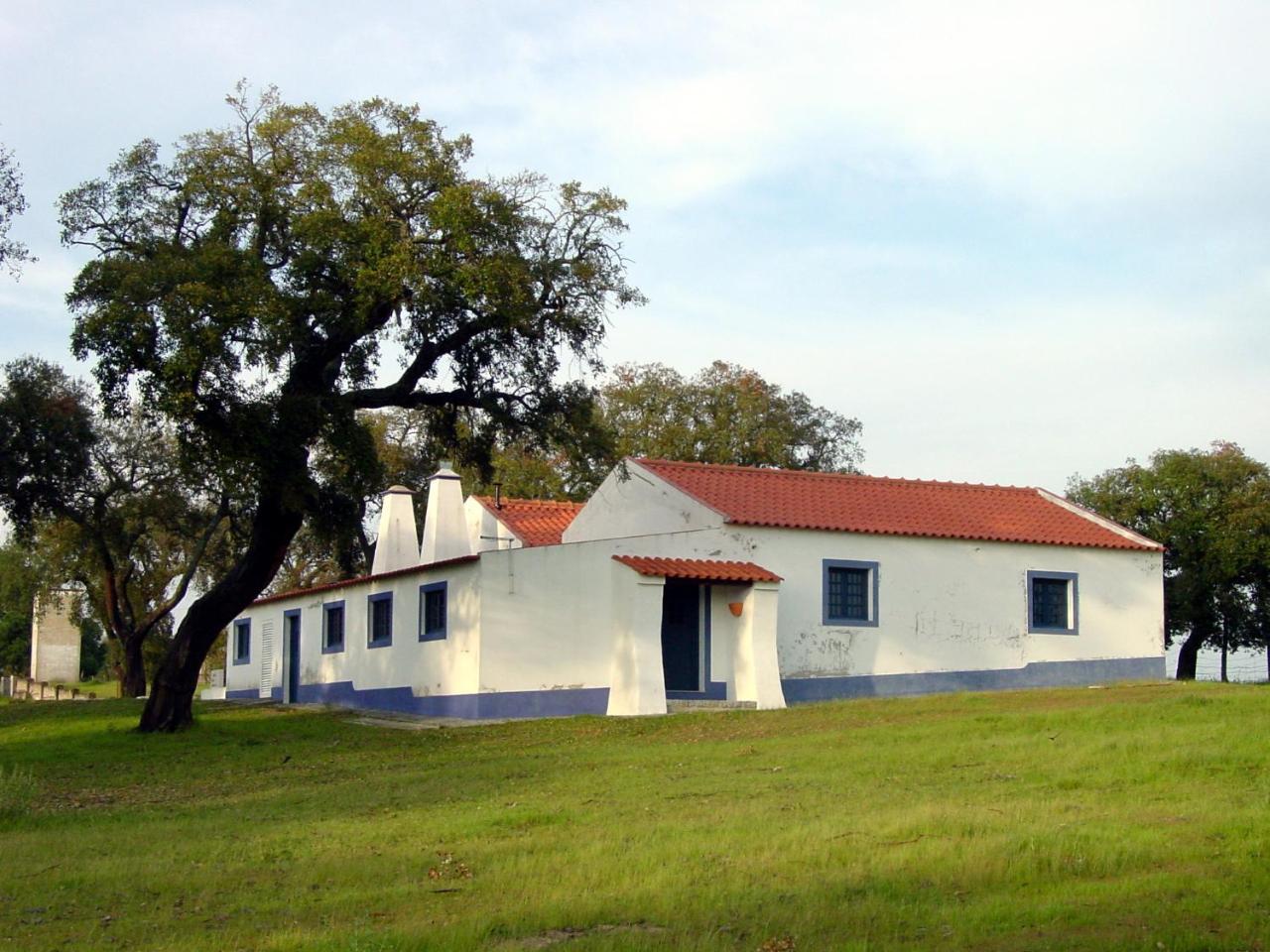 Monte Dos Arneiros Hotel Lavre Kültér fotó
